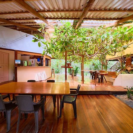 Cabinas Montesol Puerto Viejo de Talamanca Екстер'єр фото