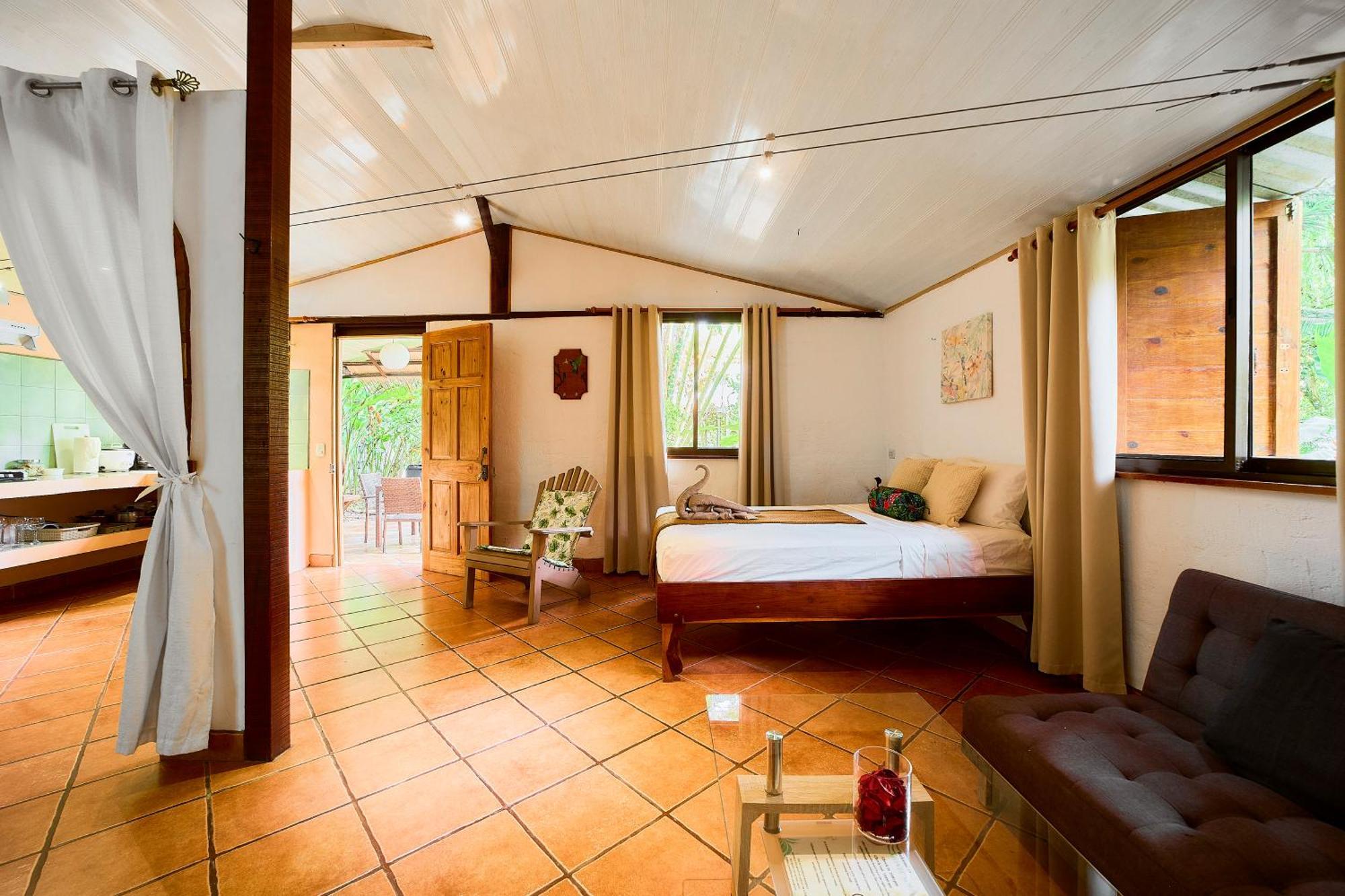 Cabinas Montesol Puerto Viejo de Talamanca Екстер'єр фото