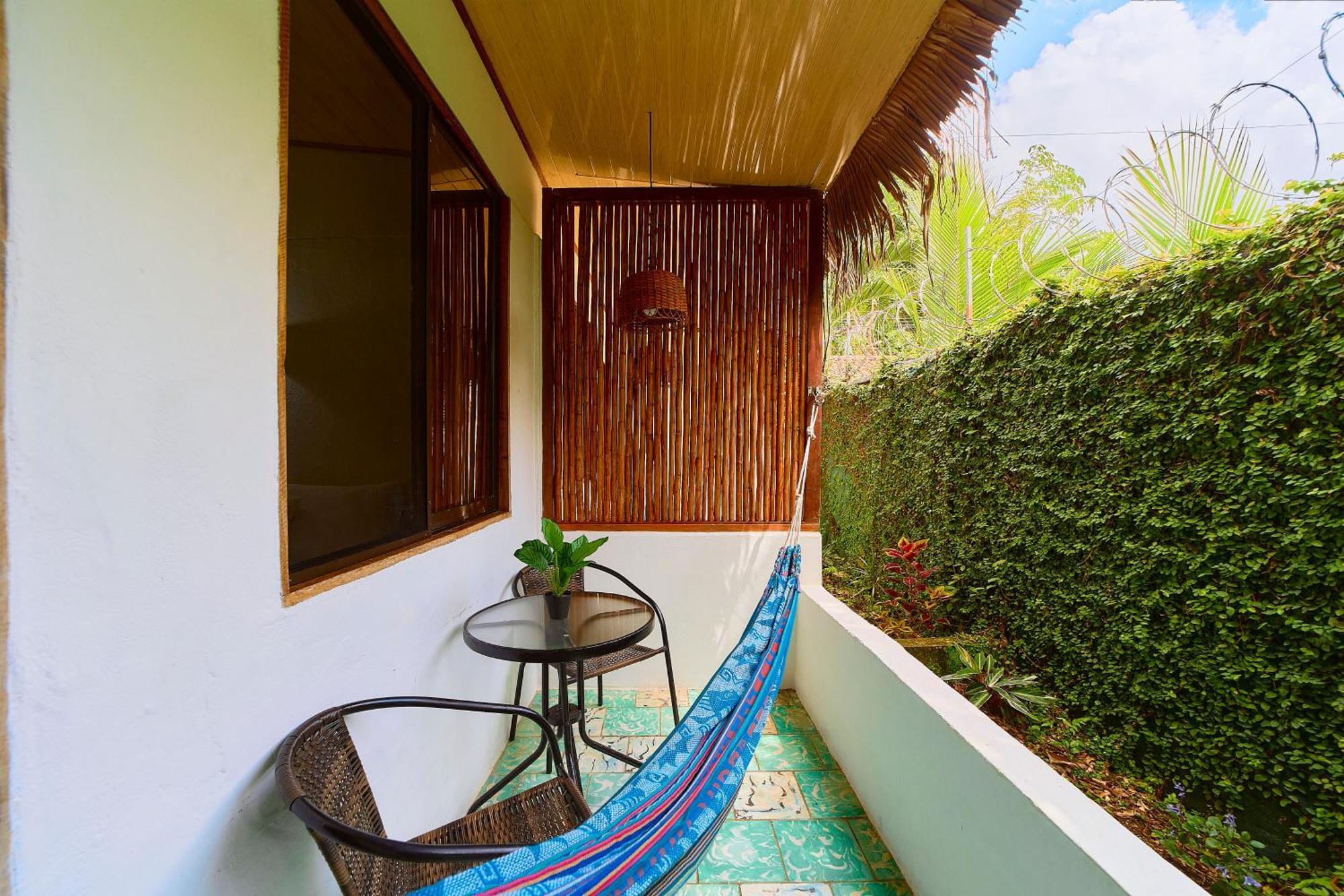 Cabinas Montesol Puerto Viejo de Talamanca Екстер'єр фото