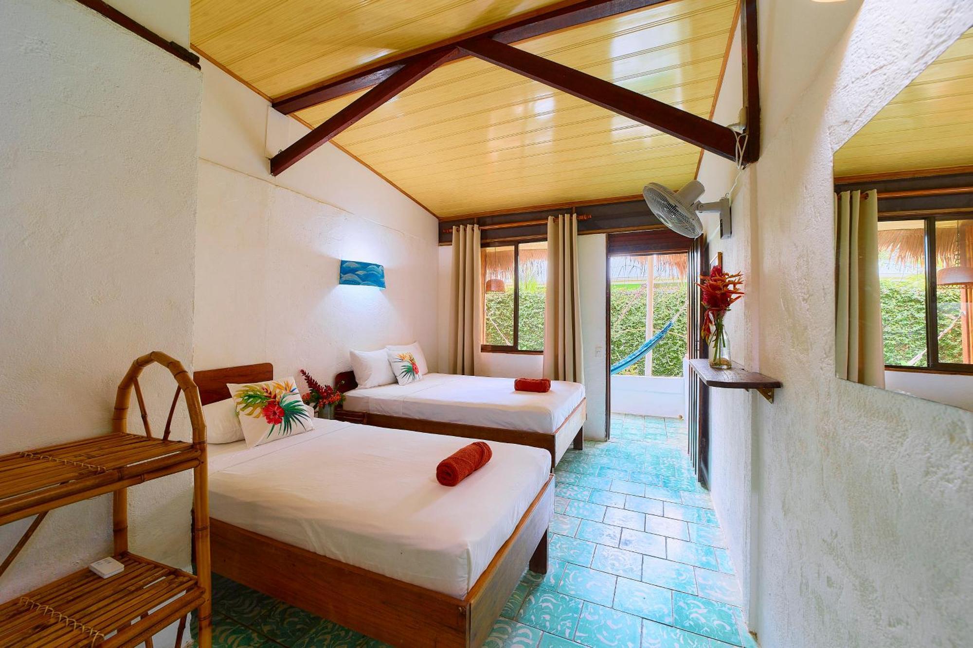 Cabinas Montesol Puerto Viejo de Talamanca Екстер'єр фото