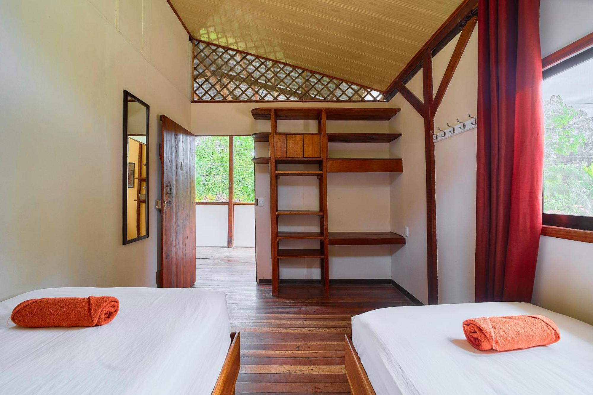 Cabinas Montesol Puerto Viejo de Talamanca Екстер'єр фото