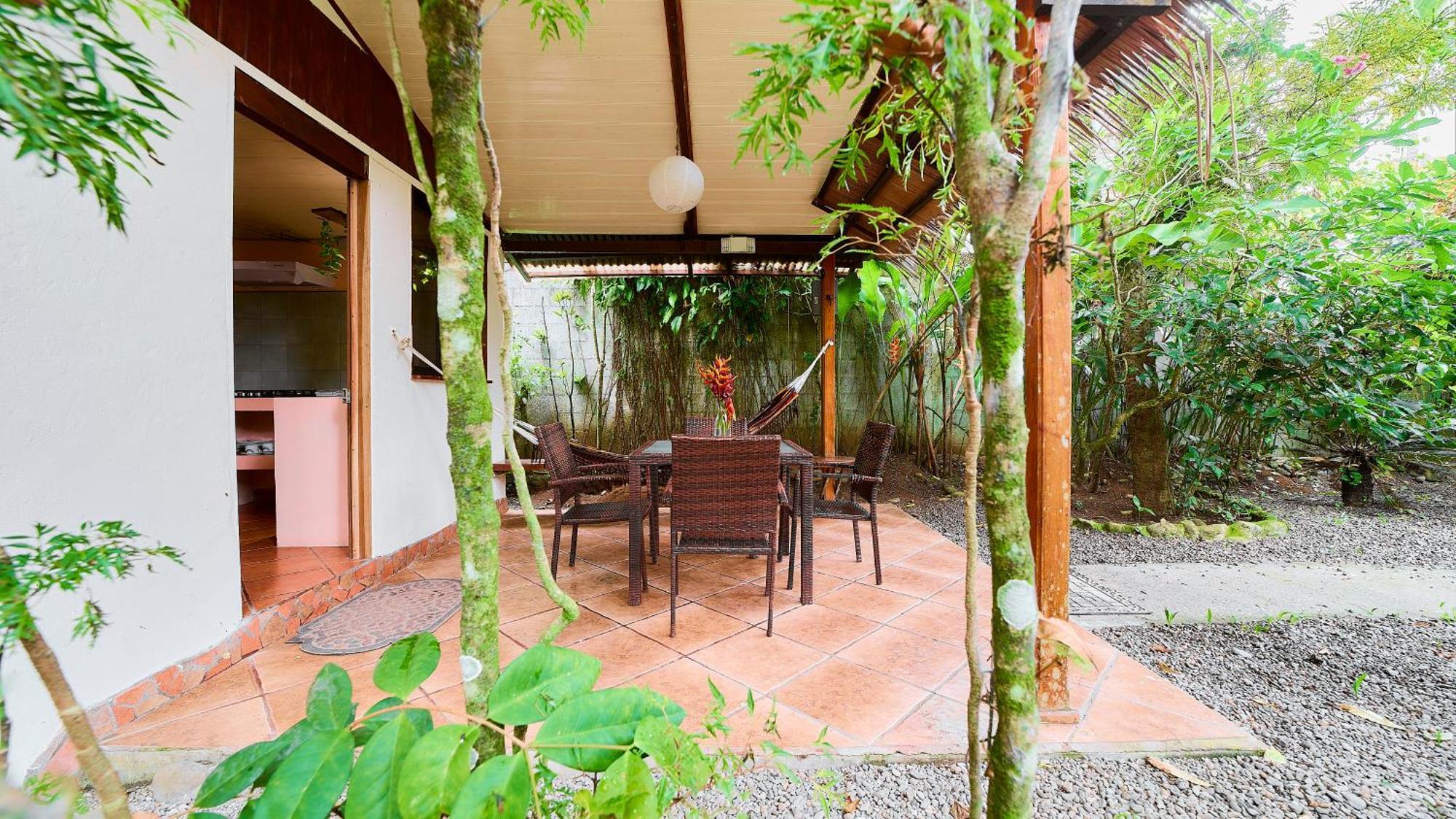Cabinas Montesol Puerto Viejo de Talamanca Екстер'єр фото