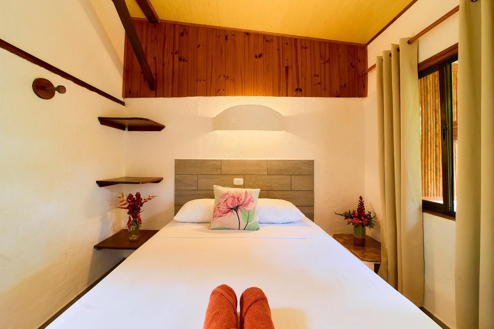 Cabinas Montesol Puerto Viejo de Talamanca Екстер'єр фото